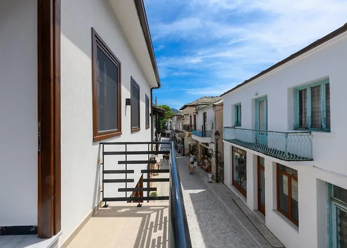 Διαμέρισμα Villαge 1912 *